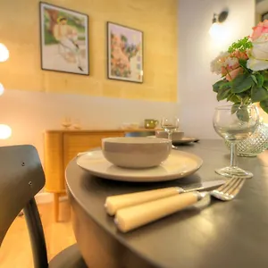  Appartamento Beautifully Furnished Flat In The Center Jbal1-1